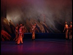 Жесткие декорации к спектаклю «Семь красавиц» 