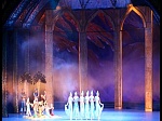 Жесткие декорации к спектаклю «Семь красавиц» 